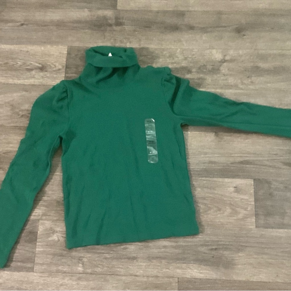Green Turtleneck Long Sleeve Top